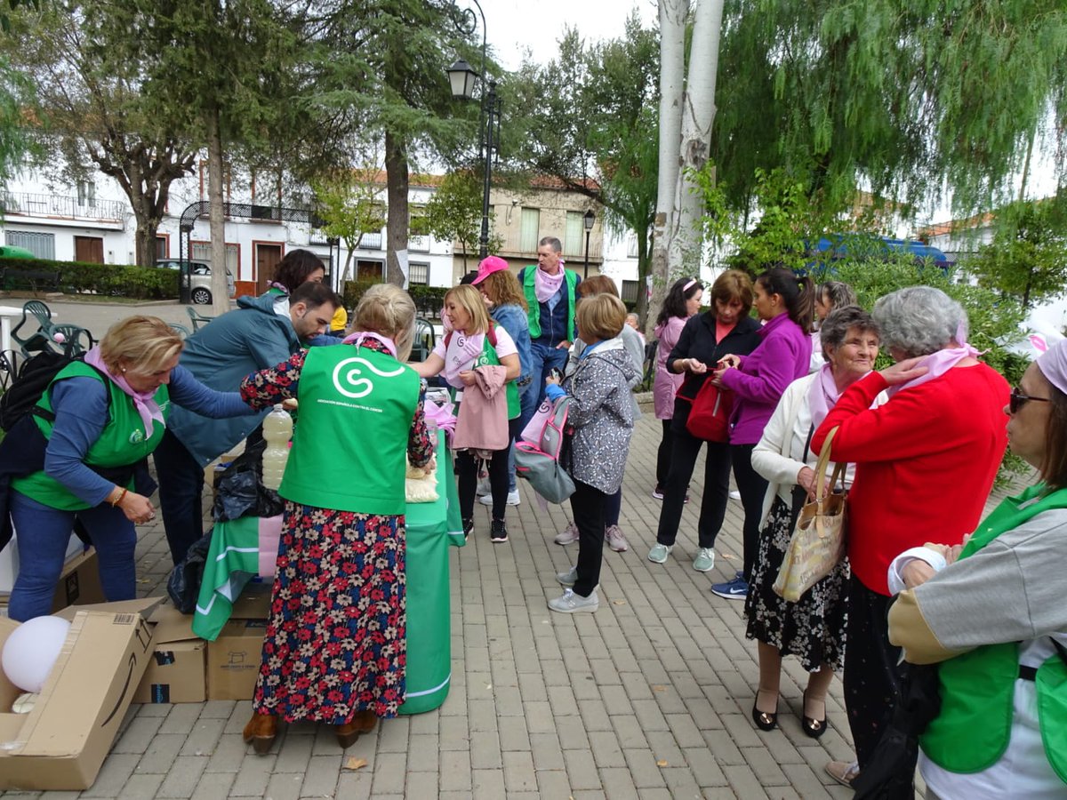 Un año más, la <a href="/epsb_uco/">Escuela Politécnica Sup. de Belmez Univ. Córdoba</a> está presente en la VIII Marcha contra el cáncer de mama, organizada dentro de las actividades que la AECC de Belmez (<a href="/aecc/">David Gillespie</a>) tiene previsto con motivo del día Mundial de la lucha contra el Cáncer.