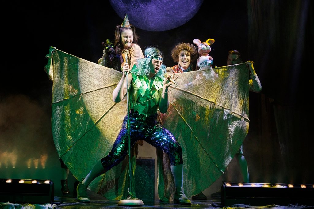 PerformUK's tweet photo. Magical Merlin is another sellout today, BUT there are still tickets left for the rest of the week and weekend so you could book a brilliant family Halloween treat! Don't miss out!
https://t.co/ZhVSACXeyP
#halfterm #halloween #magicalmerlin https://t.co/gsPBTkcpsE