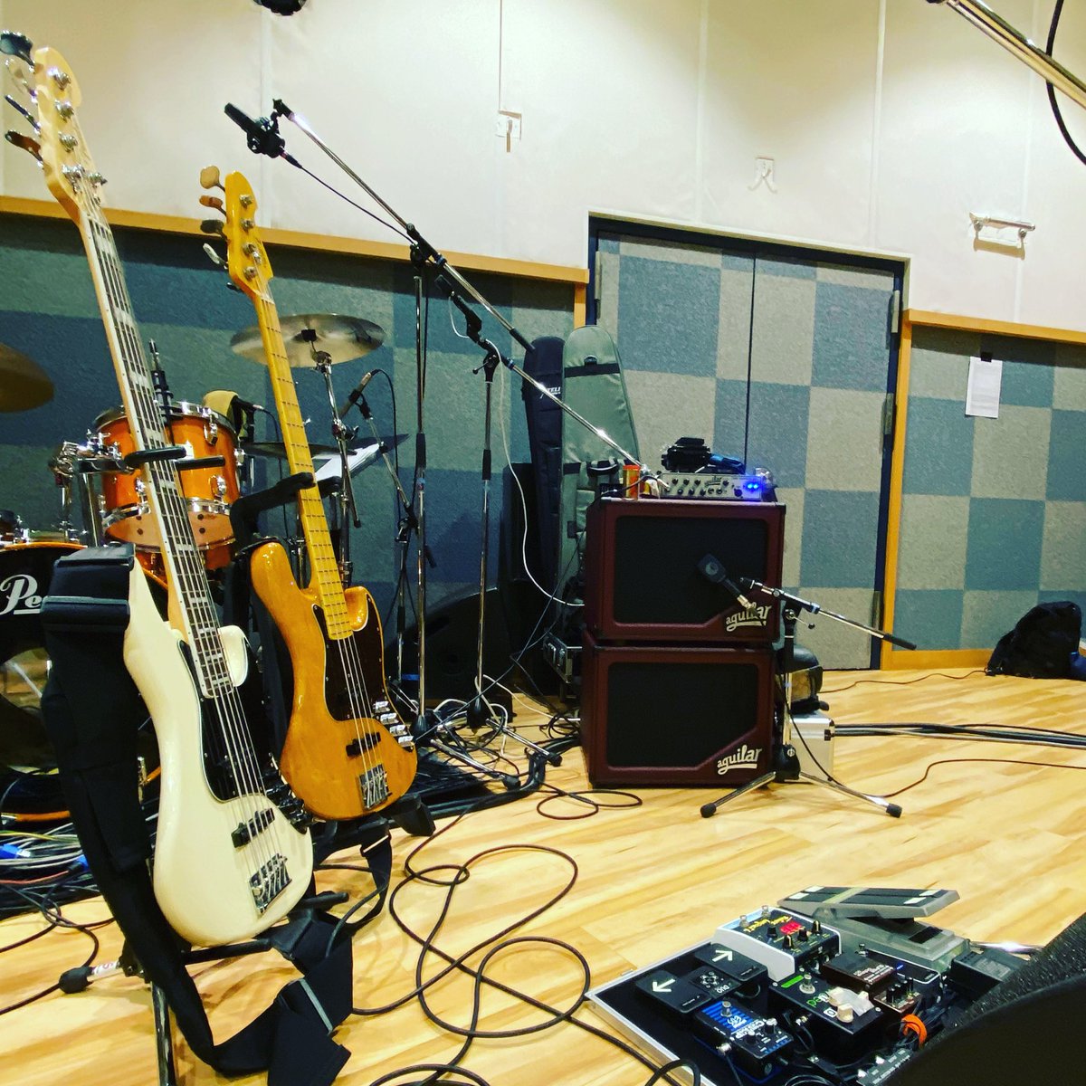 kouichifunabiki's tweet photo. RH DAY1。初日から順調！

#bass  #aguilar #tonehammer500 #SL112 #AtelierZ #Fender https://t.co/SKL405BV88