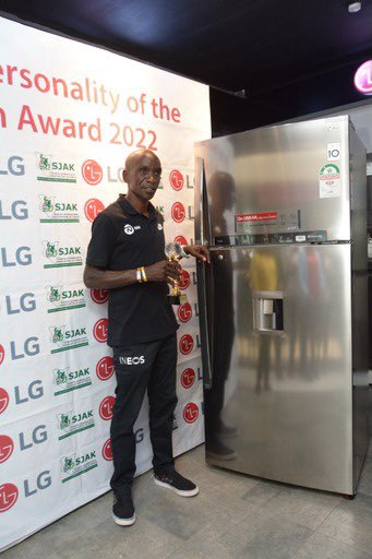 alexisaboke's tweet photo. Marathon G.O.A.T Eliud Kipchoge @EliudKipchoge named the September LG SJAK Sports Personality of the Month.
Well in ‘Kingchoge’ https://t.co/qdqAsU8mjP