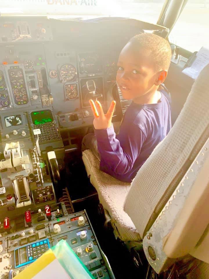 AzmanAir's tweet photo. Kind words can be short &amp; easy to speak, but their echoes are truly endless

ThankYou for giving us the chance to put a SMILE on your face again

Improved Service Restored! You will love #AzmanAirExperience

https://t.co/QVwapWZhTo

#Abuja #Lagos #Kano #Kaduna #Gombe #BirninKebbi https://t.co/bLK3LwVj1Q