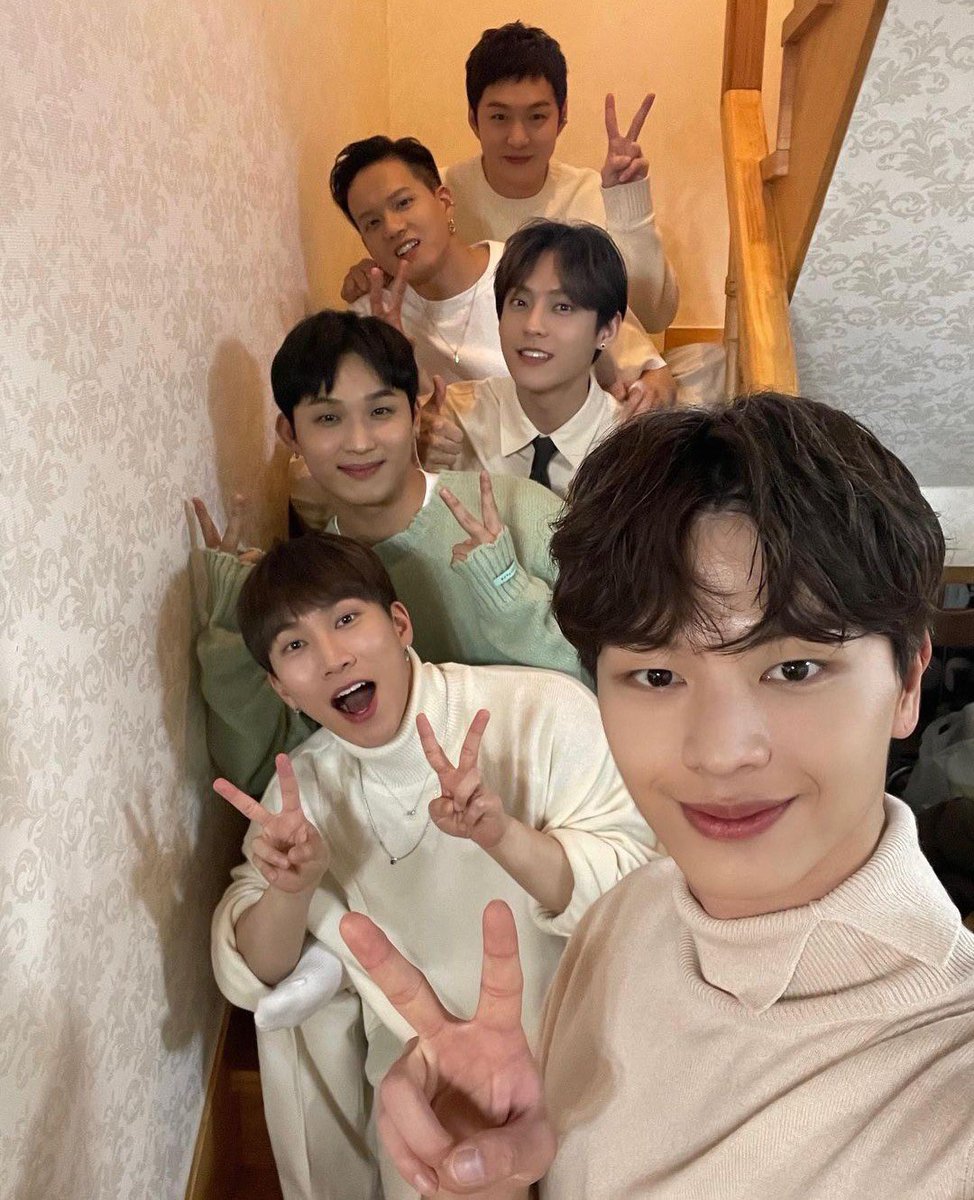 sumire64039361's tweet photo. 진심으로 사랑해요💙
#btob  #MAMAVOTE https://t.co/csvAA2wL1r