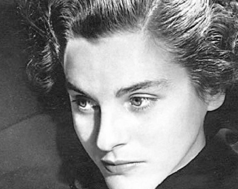 Letnapark's tweet photo. GUTEN MORGEN!
Wir sind die Heldinnen unsrer eigenen Geschichte.
Mary #McCarthy *21.6.1912 – 25.10.1989 Journalistin, Schriftstellerin, ua. #DieClique
Freundin, Nachlassverwalterin v Hannah #Arendt, empfehlensw beider Briefwechsel.
Du bist die Heldin deiner eigenen Geschichte. https://t.co/YyRndl6N5P