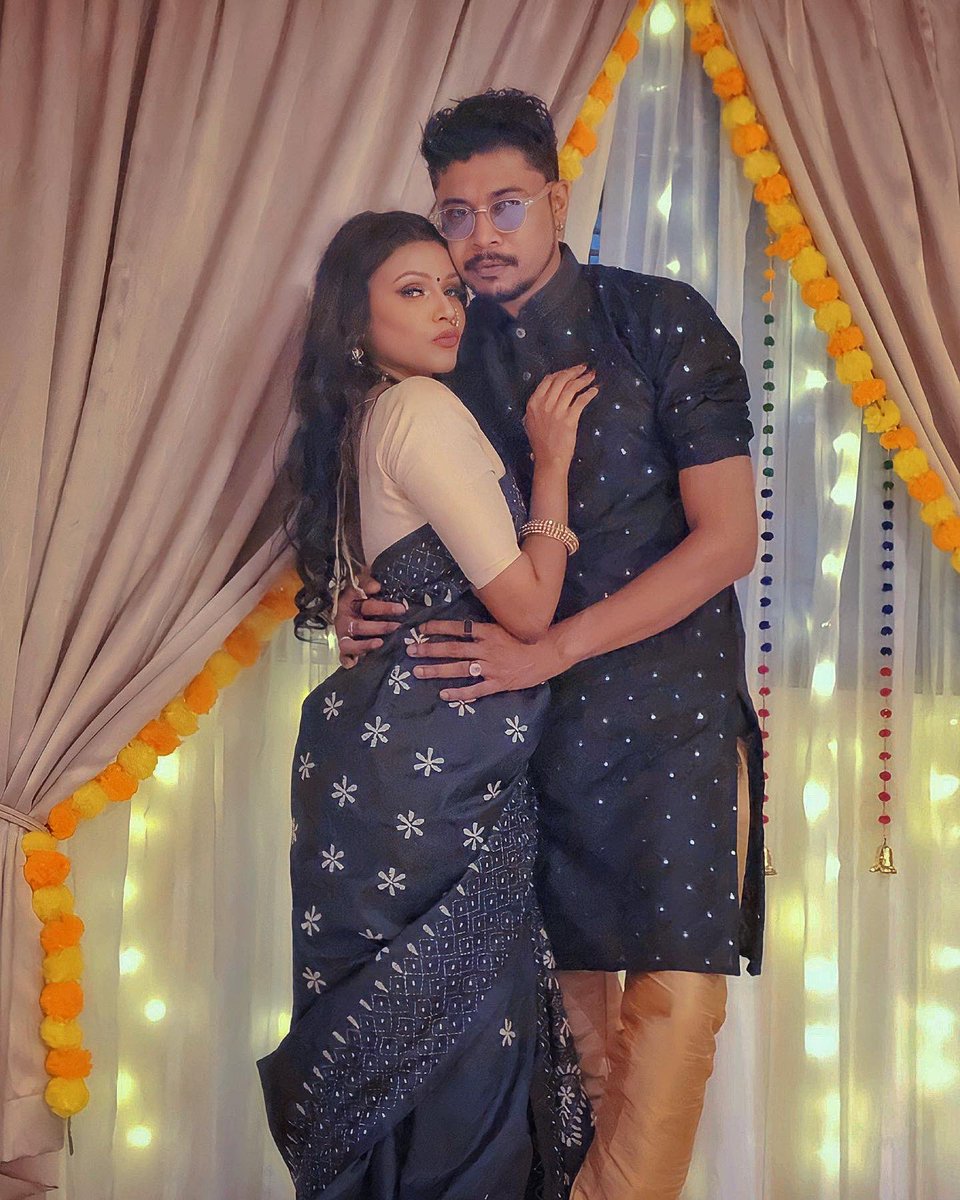 poeticsuicides's tweet photo. Counting my blessings with many firsts with you. 😍
Next year around this time it’ll be our “Thala” Deepavali ! 🥳
PS : Thank you all so much for the wonderful Deepavali wishes, sending everyone love and prosperity 🪔 https://t.co/pJ5dyh0KZE