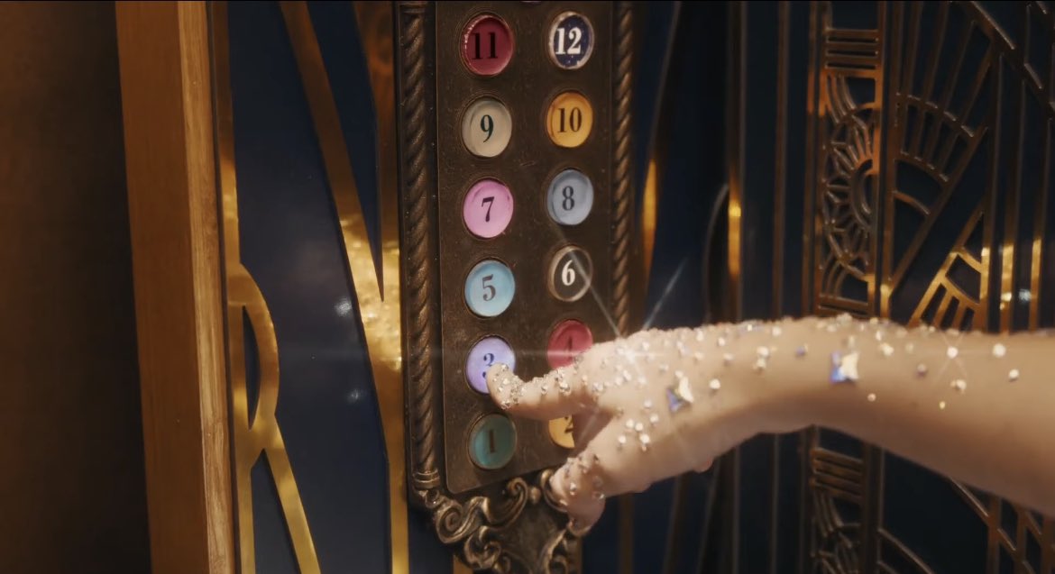 jcoopcat7's tweet photo. I feel like this was too easy … is she really telling us that plainly that Speak Now is next ?? https://t.co/FvudFzYCIe