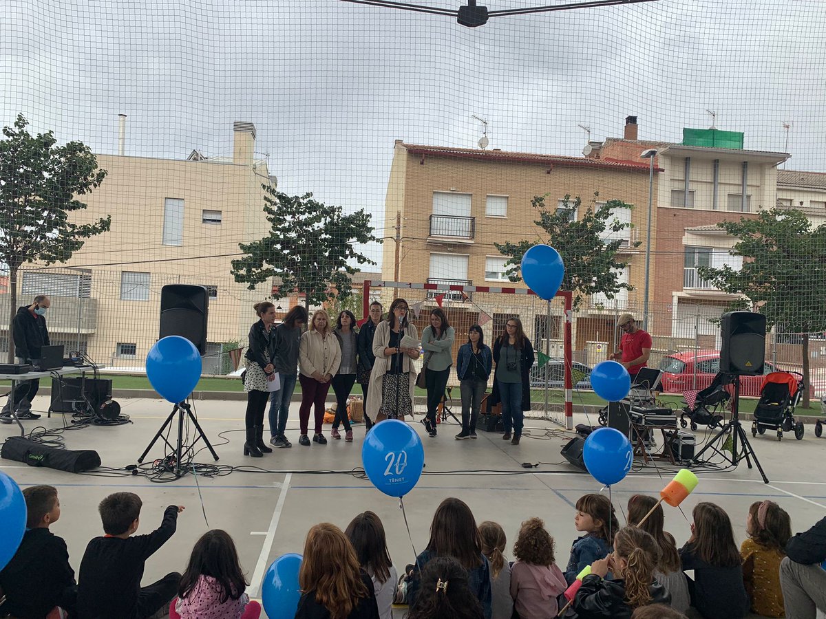 ajnavarcles's tweet photo. L'Escola Bressol #Tinet de Navarcles va complir 20 anys i ho va voler celebrar amb una festa oberta a totes les navarclines i navarclins. Gràcies a tots els qui hi vau participar i felicitats a l'escola per aquests 20 anys de compromís i dedicació a la nostra quitxalla! 🤩 https://t.co/0cUoN7XdF7
