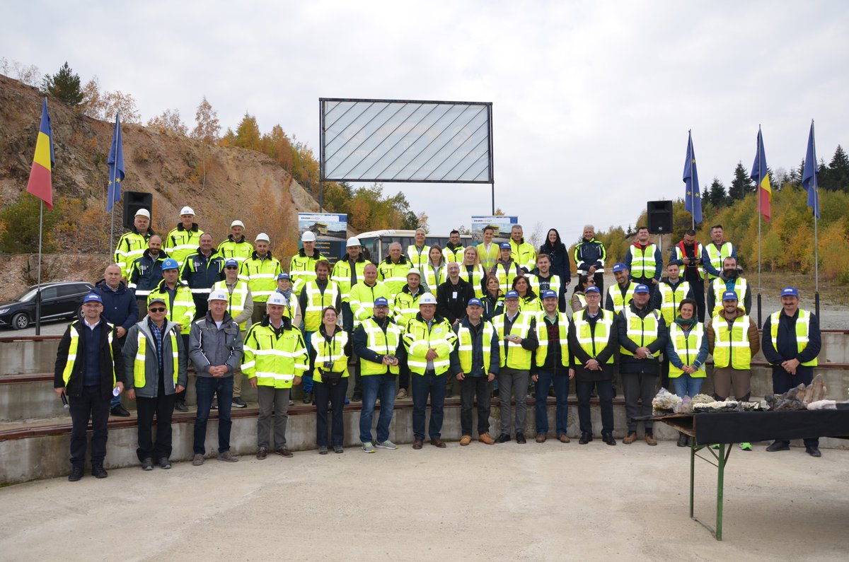 On the second day, the <a href="/GoldenEye_H2020/">GoldenEye H2020 project</a> project partners visited the open pit mine #RosiaPoieni by #Cuprumin. It is the largest #copper reserve in #Romania and the second largest in #Europe. The site is a test site for #GoldenAI, monitoring mining safety and environmental impact.