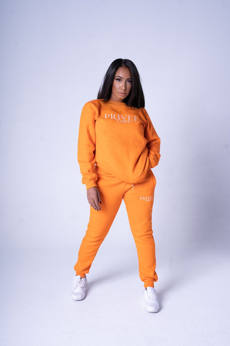 priveelabel's tweet photo. #bestsellers  “SIGNATURE JOGGER SET” in fuschia pink and Priveè orange and royal blue (not pictures) https://t.co/6jGP4f16l0