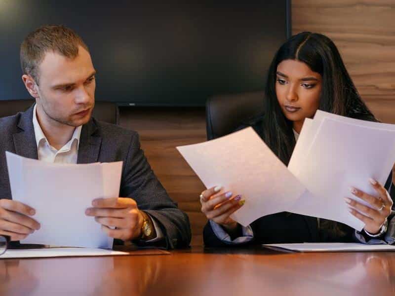 La société par actions simplifiée (SAS) se caractérise par sa souplesse et sa liberté statutaire. Cela dit, les droits et les obligations de ses associés — désignés sous le termes actionnaires — sont aussi définis assez librement par les statuts.

compte-pro.com/les-associes-d…