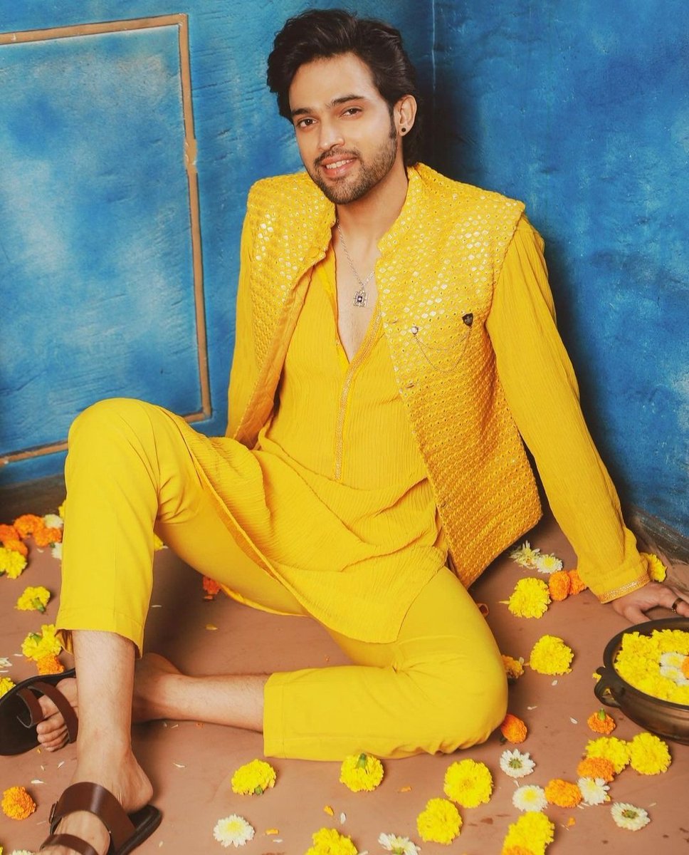 ETimesTV's tweet photo. Parth Samthaan really got the good looks💛 

#parthsamthaan #looks #etimestv https://t.co/FIBUj9kc40