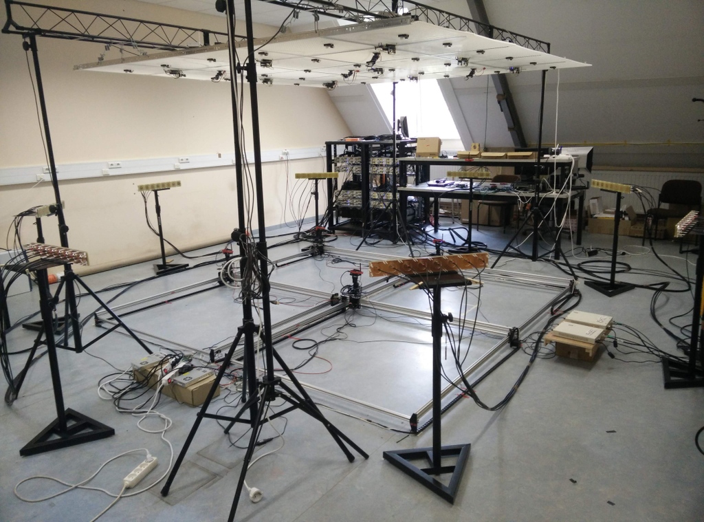 interactca20120's tweet photo. Sibren De Bast &amp; @SofiePollin collected a #dataset containing 250k+ CSI samples by using the 64-antenna @KU_Leuven #MaMIMO testbed for developing #localisation algorithms and exploring the accuracy limits in an ideal scenario: https://t.co/vrEpSlDRmx #scicomm #interactca20120 https://t.co/9ojmRGoZFa
