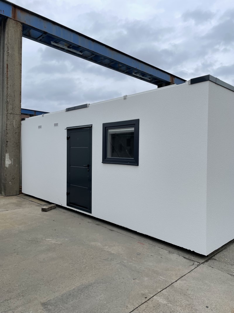 pnogaragebox's tweet photo. Ons nieuwe type box met zij-ingang, draaikiep raam en extra brede loopdeur (125x200) formaat 3,5m diep x 6m breed en 3m hoog. Per mei 2023 beschikbaar. Meer informatie: https://t.co/2G3zyMZYFZ https://t.co/6lmqr09nHL