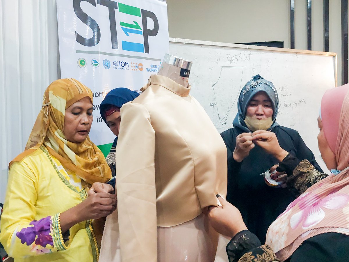 IOM_Philippines's tweet photo. With support from @UNPeacebuilding through the joint #STEPBARMM project, IOM conducted a product development training for the members of BIWAB dressmaking cooperatives in Cotabato City to support the sustainability of their current economic activities. https://t.co/piesQA48Jh