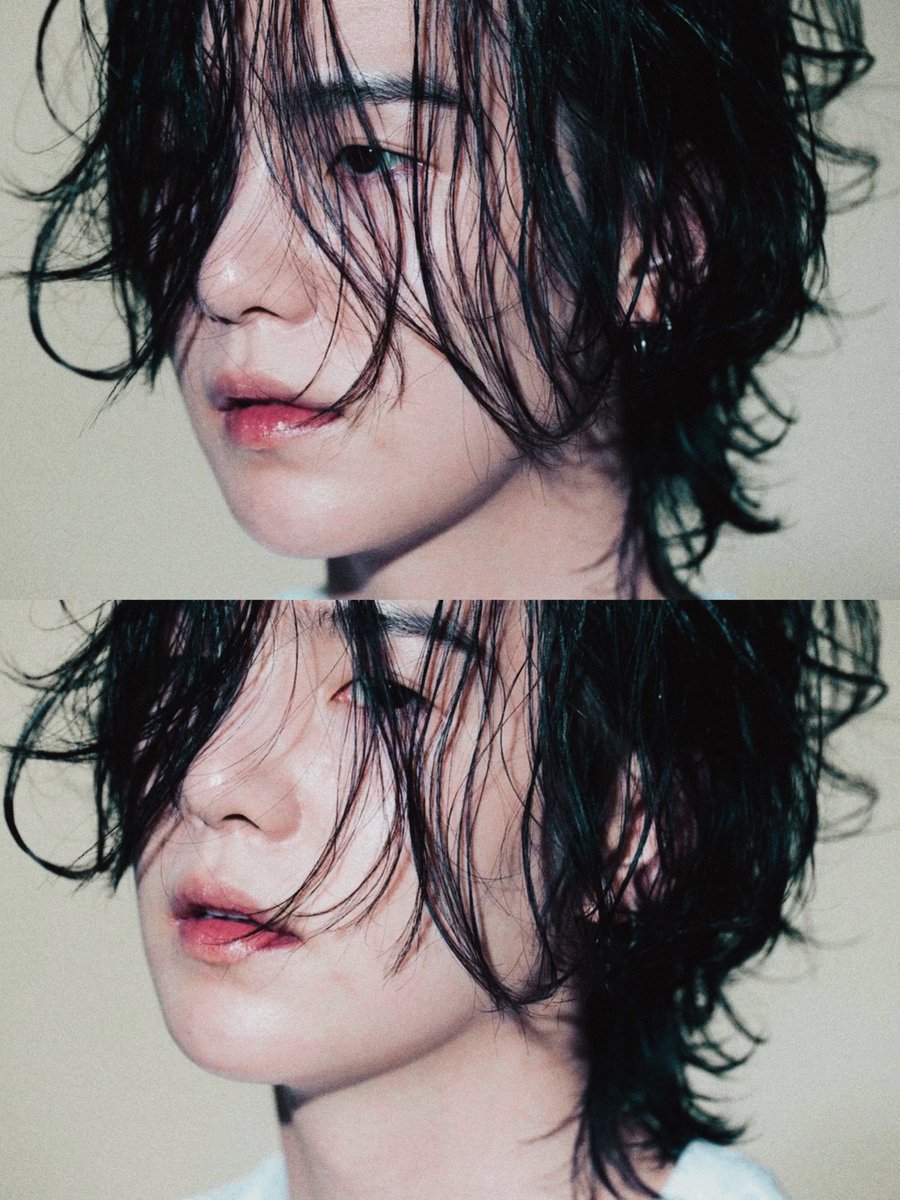 yoonkoous's tweet photo. OMFG MIN YOONGI??!!!??!! https://t.co/FnCZF6ESyX
