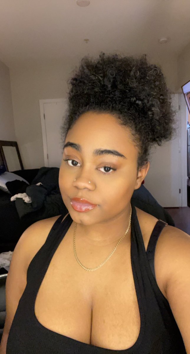 _ItsDanielle___'s tweet photo. Tonight was a GREAT stream! Thanks to everyone who came out! &amp; thanks for the oh so many gifted subs!! You’re all so appreciated 🫶🏾🫶🏾 See you on Friday @ 6 pm 😘 https://t.co/3UkOeEOH9K