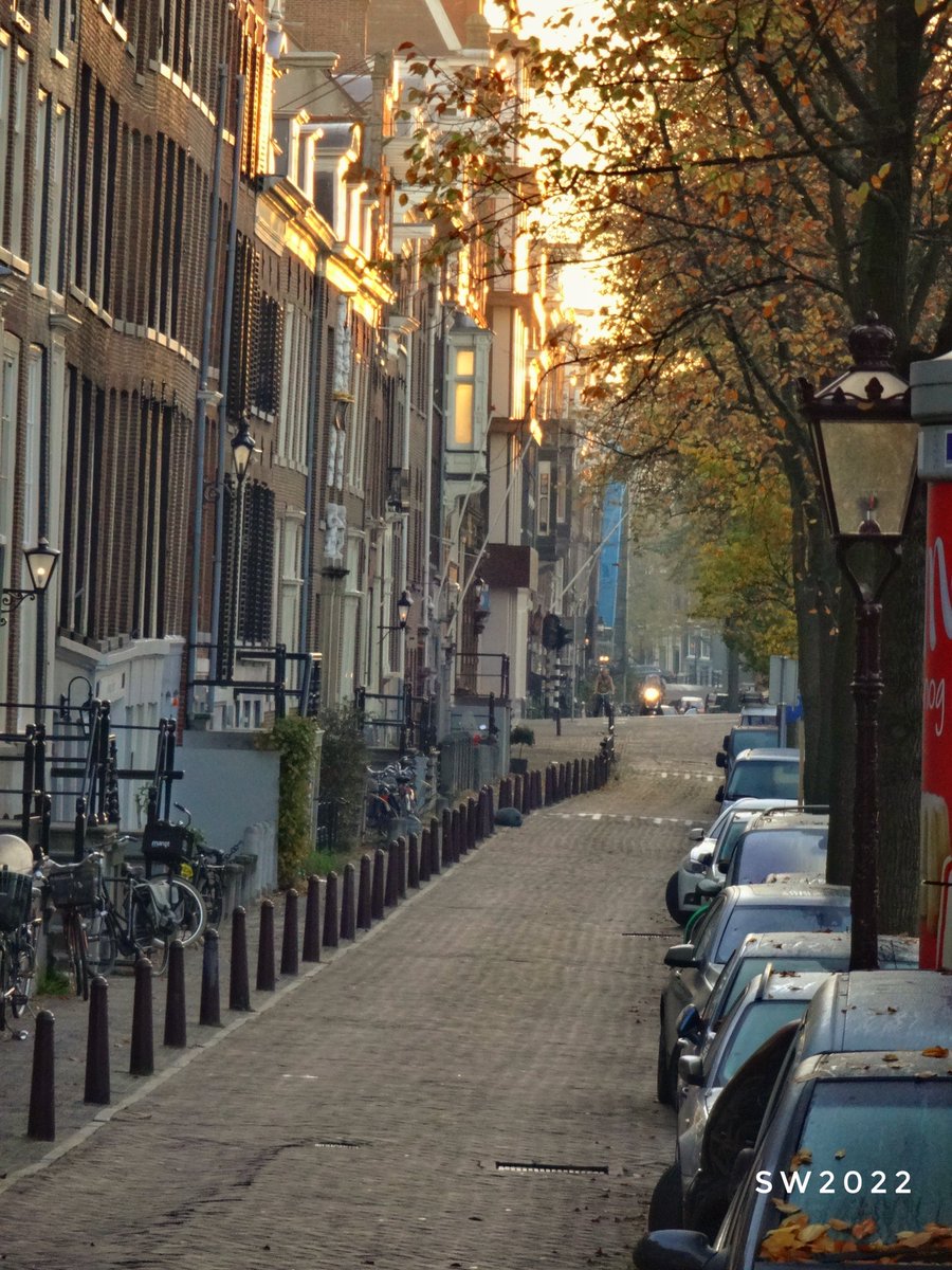 Amsterdamexplor's tweet photo. Early autumn mornings in #Amsterdam https://t.co/WeUGwZlimI