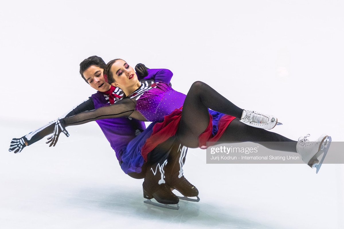 goldenskate's tweet photo. Happy Birthday ๐ to Switzerland's ๐จ๐ญ #MillaOBrien who debuted on the 2022 #JGPFigure in ๐ซ๐ท & ๐ต๐ฑ with #LaurinWiederkehr! The 16-year-old from Ebmatingen enjoys cooking ๐ฉโ๐ณ๐ช, skiing ๐ฟ, yoga ๐งโโ๏ธ, and music ๐ท 2022-23 RD selections by #MaximeRodriguez #FigureSkating https://t.co/QgI3q1iiAA