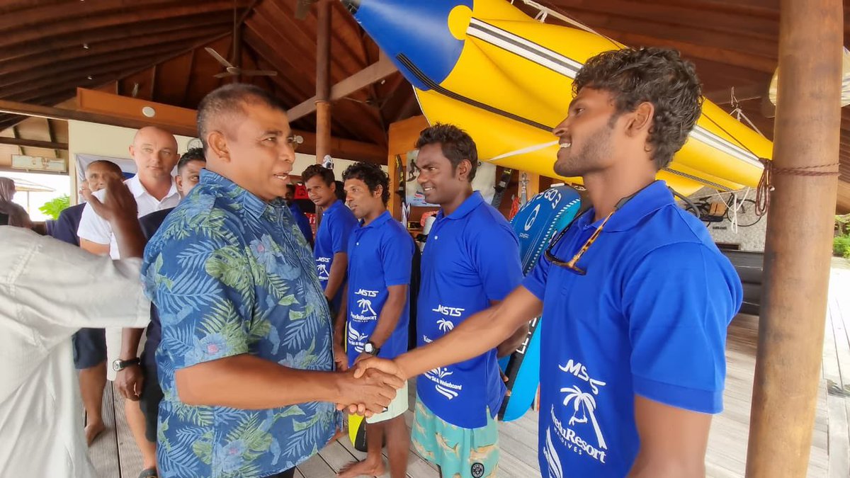 MoTmv's tweet photo. On 24th Oct Minister @Mausoom_Maus congratulated the participants &amp; trainers of Ski Board Driver and Coaching Course by @BWSWHQ and @BeachMsts. Minister thanked @KureduResort, organisers and participants for their support in development and promotion of #Maldives sports tourism. https://t.co/Q5EqOEtEVT