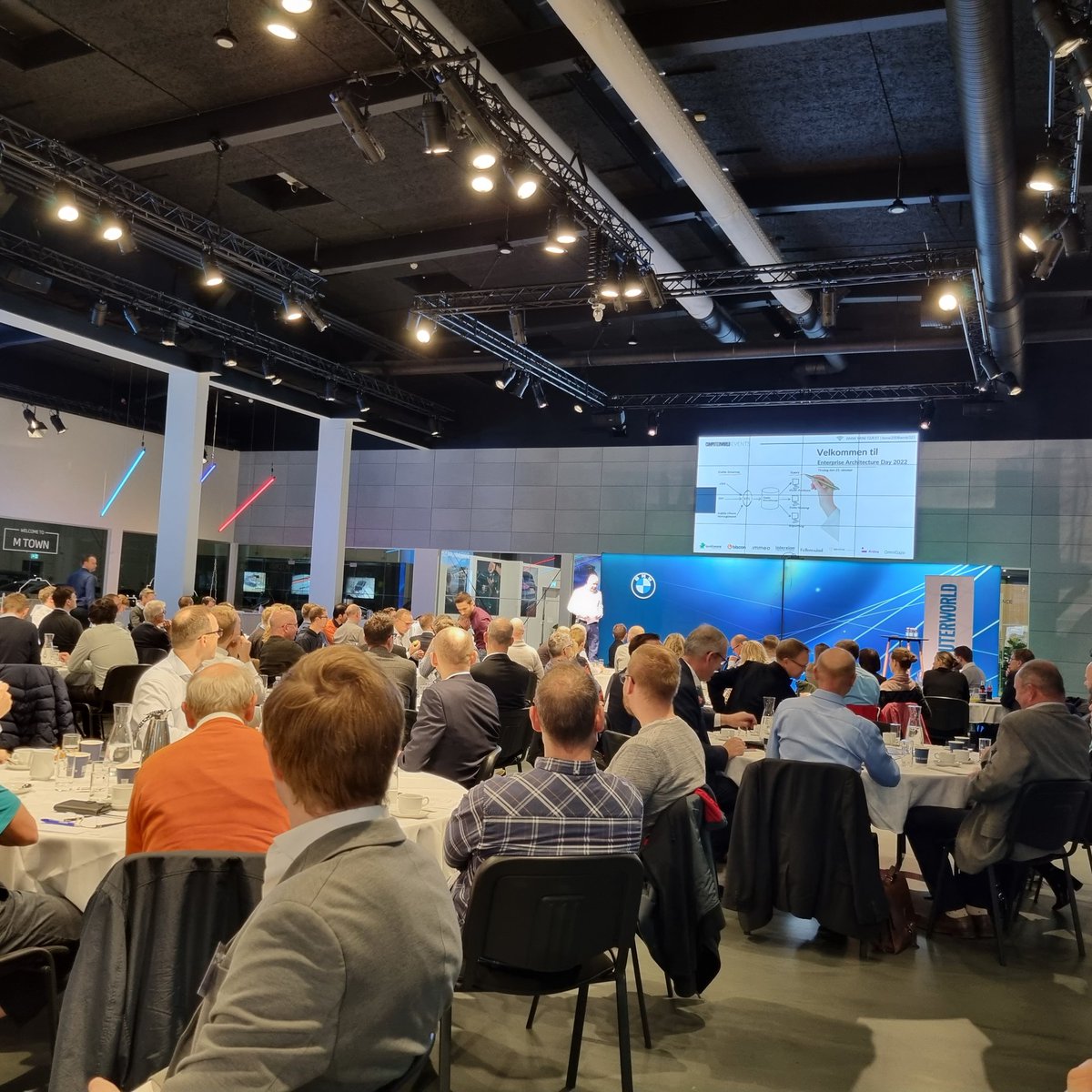 Conference time: <a href="/lars_jac/">Lars Jacobsen</a> opens <a href="/Computerworlddk/">Computerworld.dk</a> #entarch Day 2022. I'm keynoting in the afternoon.
