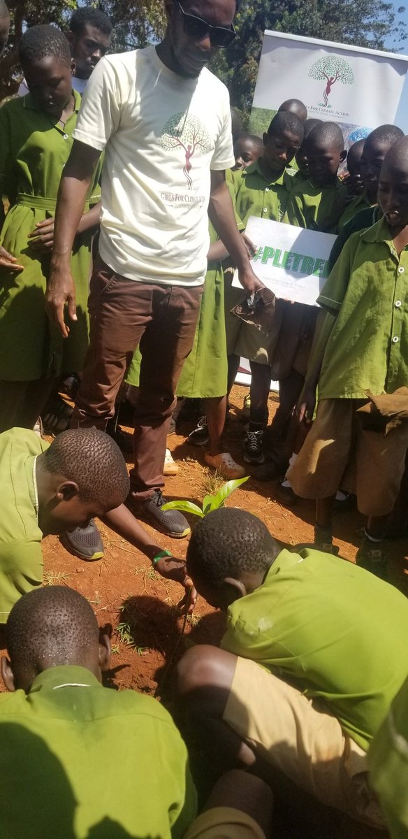 G4ClimateAction's tweet photo. P.7 candidate Environmentalists  at #WalukubaWest Primary School, Jinja planting their #PLETREE 
Creating an enviromental memory for P.7 Class 2022. https://t.co/NaWcypufHH