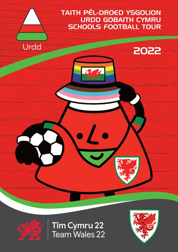 The @chwaraeonyrurdd World Cup School Roadshow offering ⚽ sessions to every @Cymru squad’s junior school starts tomorrow! 🧵 1 / 3