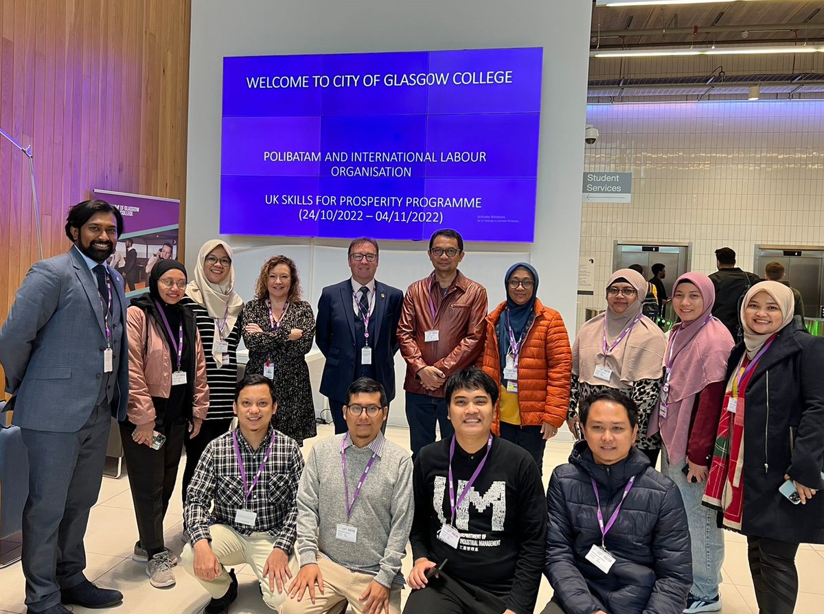 Polibatam #SkillsforProsperity delegation arrives to a warm welcome from <a href="/RoyGardner007/">Roy Gardner</a> and the team <a href="/CofGCollege/">City of Glasgow College</a>.  Looking forward to joining the delegation in Glasgow together with colleagues from <a href="/UKinIndonesia/">UK in Indonesia</a> and <a href="/FCDOEducation/">FCDO Girls’ Education</a> later this week.