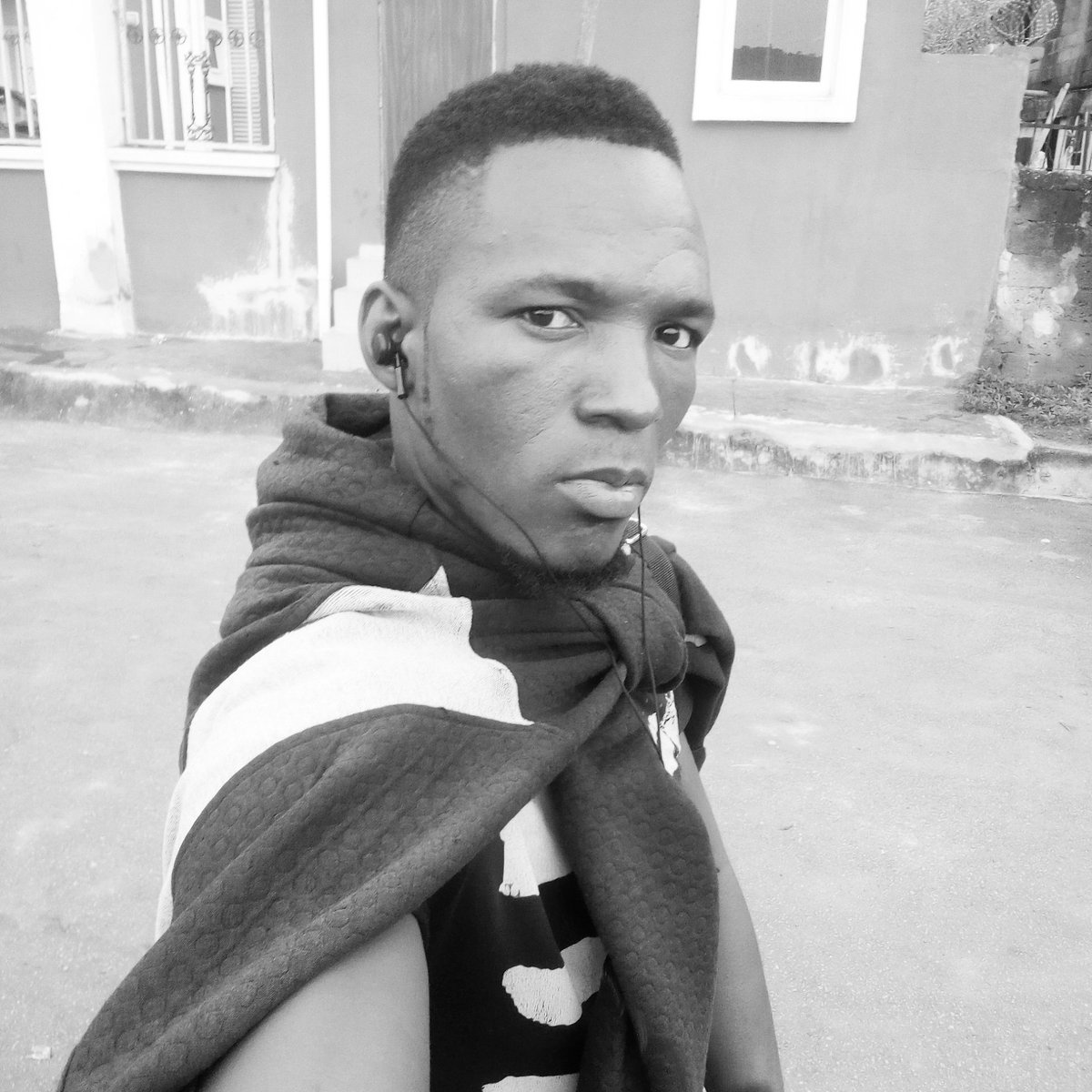1212988's tweet photo. #NewProfilePic https://t.co/XypOmQusDj