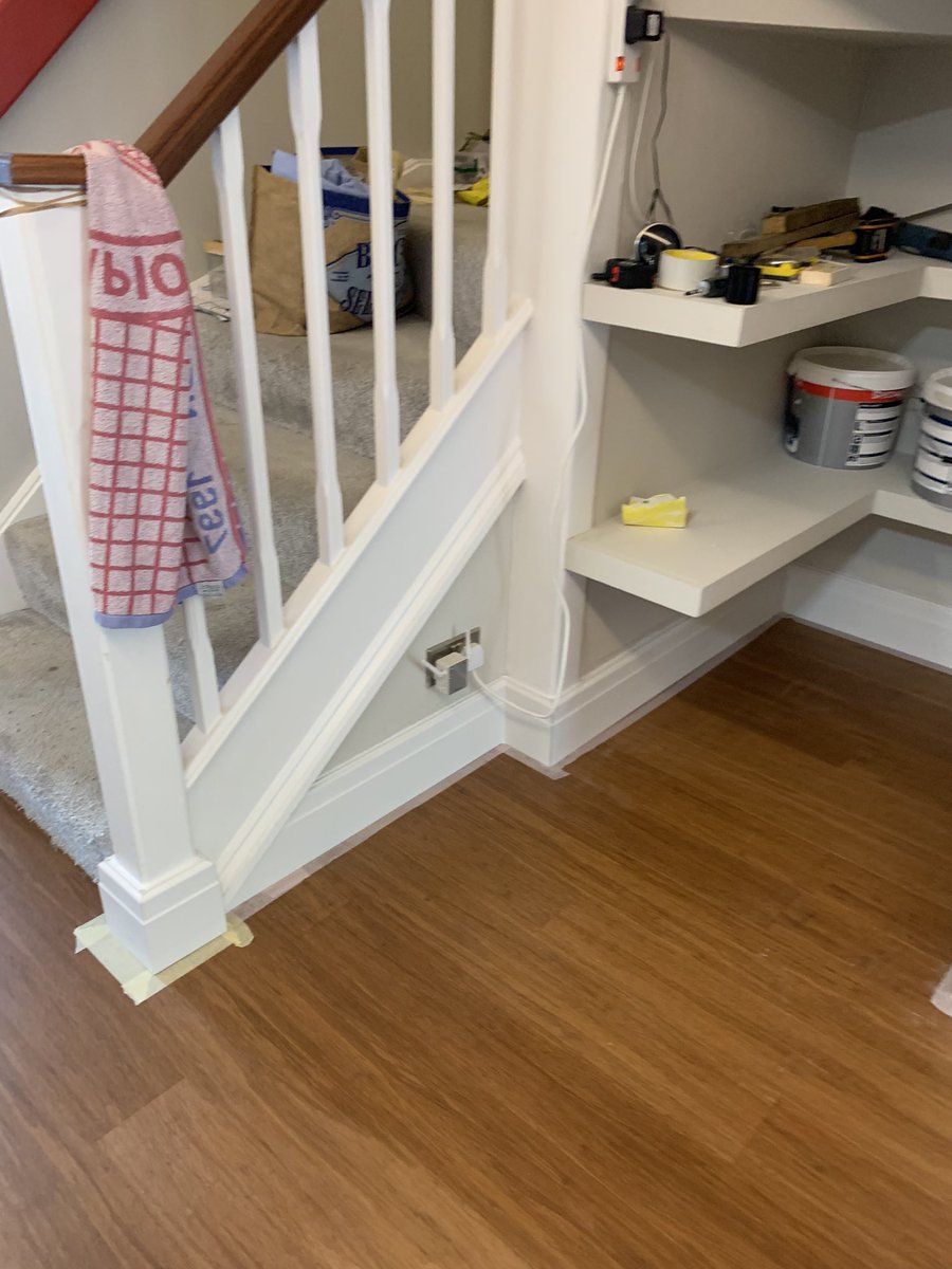 121FlooringUK's tweet photo. Brand new Bamboo flooring fitted in a hall, study and lounge, including new skirtings and a fresh first coat of paint. Looking good so far #flooring #bamboo https://t.co/liE54Pdv09