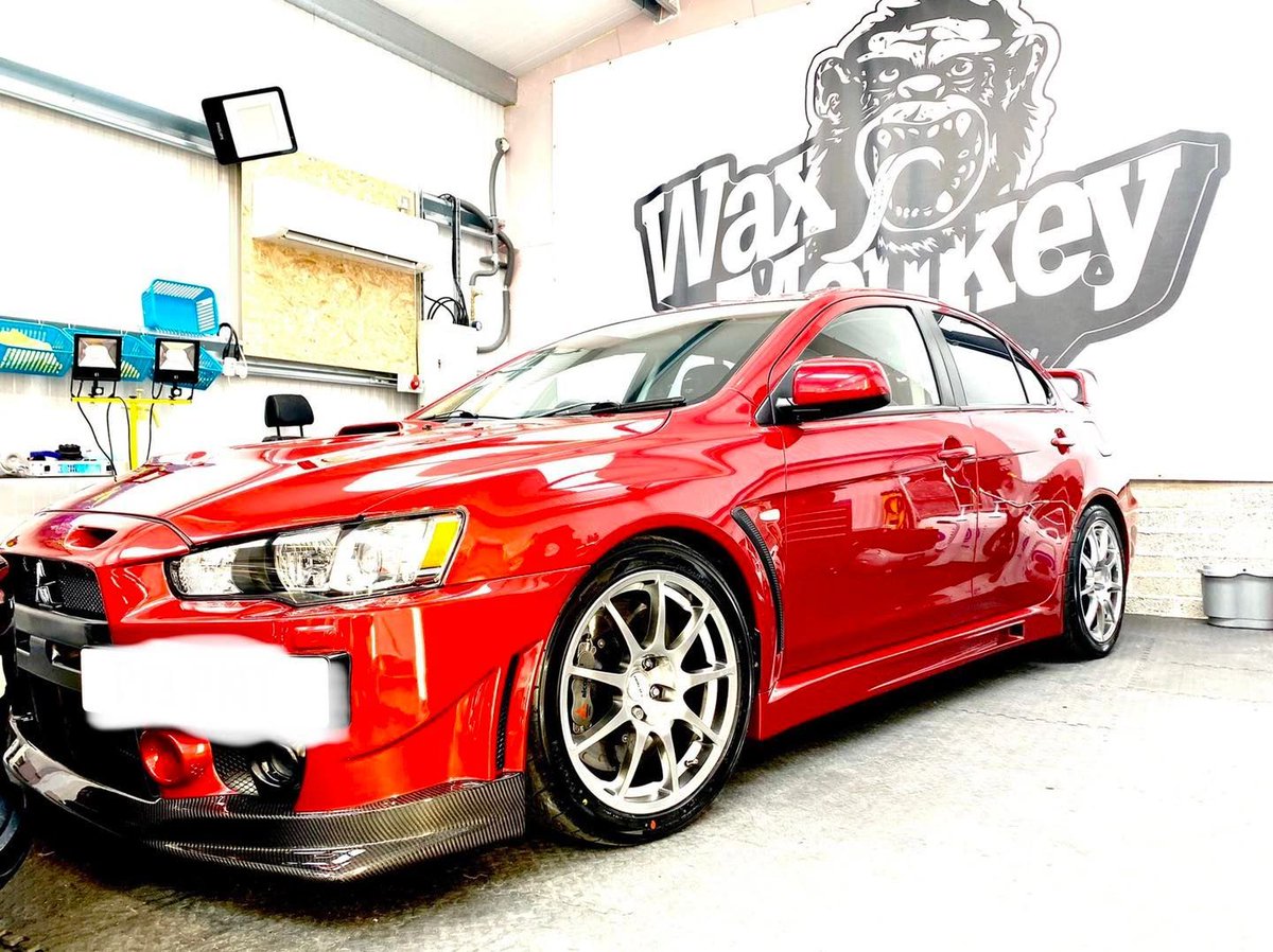 WaxMonkeyDarlo's tweet photo. Had the pleasure of working on this beautiful and rare EVO-X FQ400 this week
Full deep clean, decontamination, clay treatment, triple stage polish and ceramic coating to all body work, wheels and glass
#machinepolish #paintworkprotection #paintworkcorrection #ceramiccoating https://t.co/EBacBFXc6t