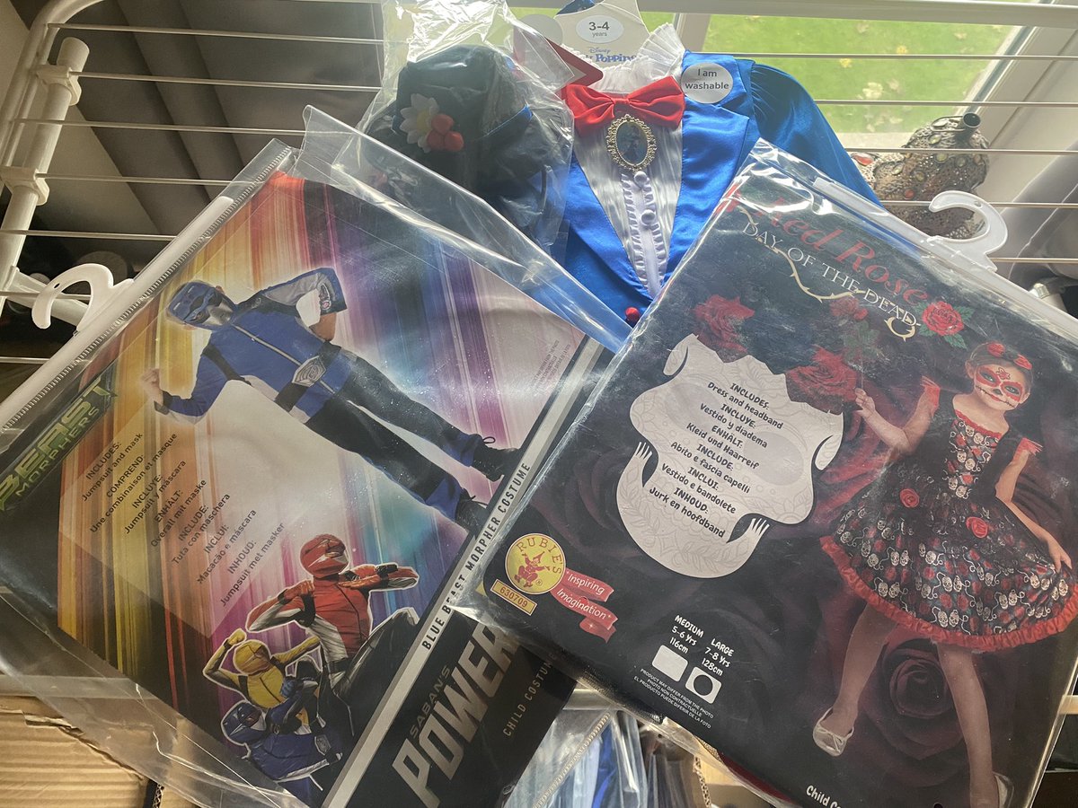 Step Up For Dress Up tweet media