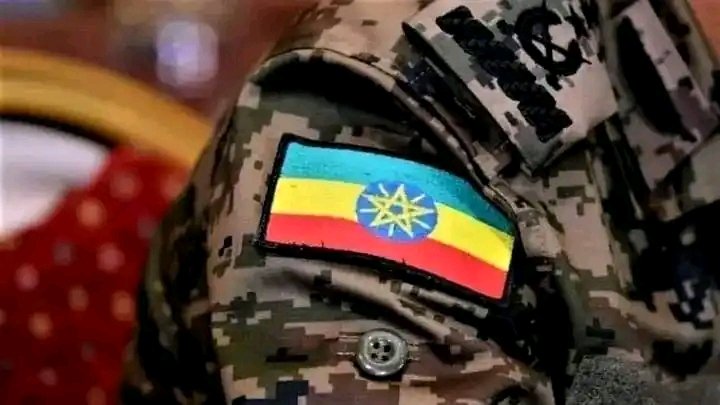 geta_sassahu's tweet photo. October 25/2022 is day the day  to Ethiopian Defence Force. 
ለእኔ ስትሉ በየቀኑ ለምትከፍሉት ዋጋ ሁሉ የማመሰግንበት ቃላት አጣለሁ ። በምድር ላይ ያለ ክብር ሁሉ ለናንተ ይሁን !! https://t.co/nJsr3G2jBy