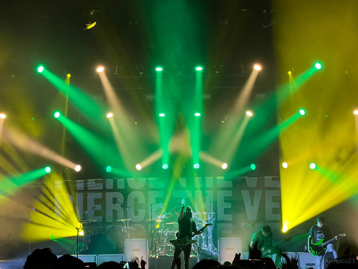 Mrtampico23's tweet image. 221024 Pierce The Veil 🇲🇽
#PTV #PierceTheVeil #TruePowerTour