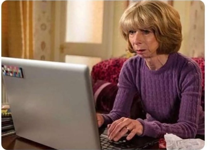 Io che cerco su internet il numero che mi ha appena chiamato anziché rispondere