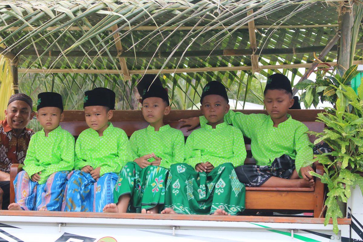 nucare_lazisnu's tweet photo. Yuk dukung kegiatan LAZISNU PCNU Kabupaten Kulon Progo lainnya, melalui:
BRI 692 701 004 196 530 an. Lazisnu Kulon progo
BPD DIY Syariah 801 241 003547 an . Lazisnu Kulon Progo
Narahubung 085229394002
#NUCare #LAZISNU #TAMASA #KhitananMassal #HariSantriNasional https://t.co/IVRpxglwIO