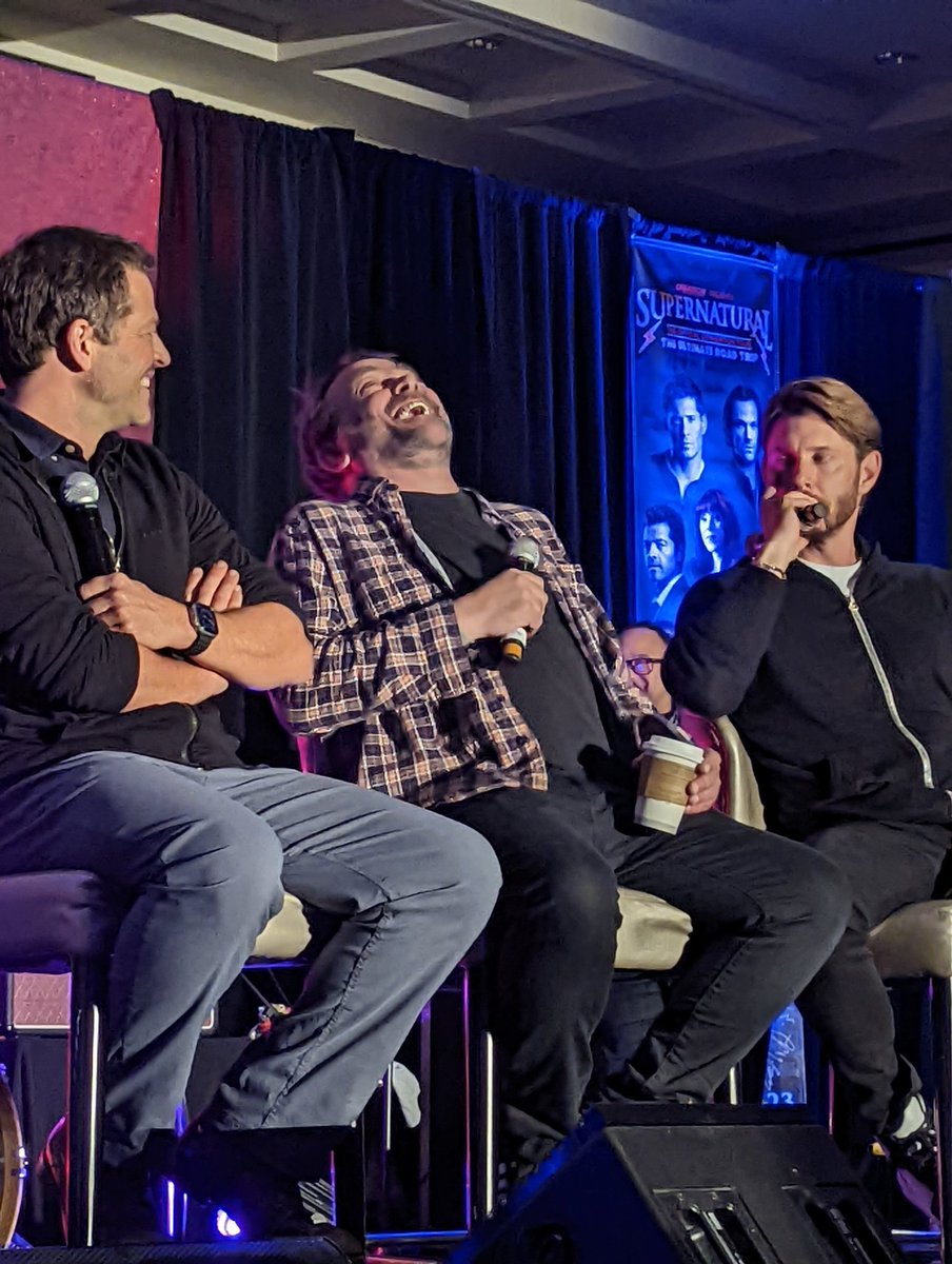 LisaBismyname's tweet photo. Ooh yeah I forgot #vancon2022 https://t.co/lWMVZDuwDU