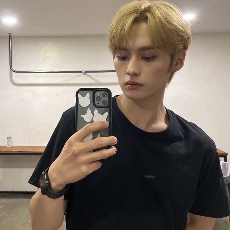la_vie_en_ciel's tweet photo. 🅁🅄🄼🄰🄷 🅂🄰🄺🄸🅃 🄺🄾🅁🄱🄰🄽 🄻🄴🄴 🄼🄸🄽🄷🄾
.
.
.
#knowju #gummyfall oneshot AU (ft. L1no h4r3m) https://t.co/9ohZeF6YPg