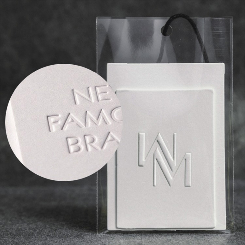 zhizepackaging's tweet photo. Custom logo shape printing garment packaging paper hang tags

Custom your own logo, color printing, and size, MOQ 1000pcs only~

Welcome to inquiry and custom your own products now.

#hangtag #tags #label #customhangtags #paperhangtag #hangtags https://t.co/Pp8JfOCkTT