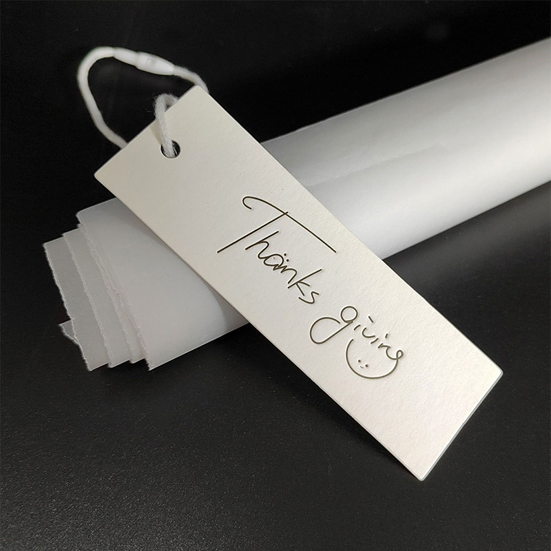 zhizepackaging's tweet photo. Custom logo shape printing garment packaging paper hang tags

Custom your own logo, color printing, and size, MOQ 1000pcs only~

Welcome to inquiry and custom your own products now.

#hangtag #tags #label #customhangtags #paperhangtag #hangtags https://t.co/Pp8JfOCkTT