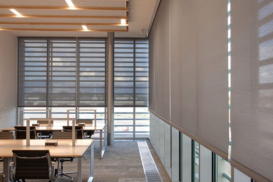 Visual_Displays's tweet image. Lighting is key! 🔆 

Light control can unlock and enhance the viewing experience, often saving additional expense on unnecessary technology upgrades &amp;gt; bit.ly/2X2YODn

#AVtweeps #AVlighting #AVinstallation #LightControl #TheDisplayGurus