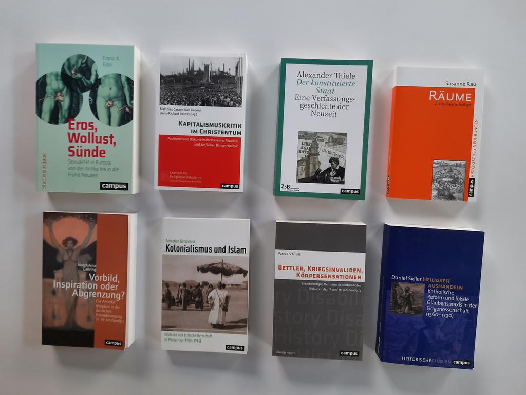 Lektor at work schnürt zum Semesterbeginn ein #entlastungspaket für die #twitterstorians. Wer eines dieser Bücher haben möchte, gern bis Montag retweeten und in den  Kommentar schreiben, welches dieser Bücher gewünscht wird. Verlost wird je ein Exemplar.
