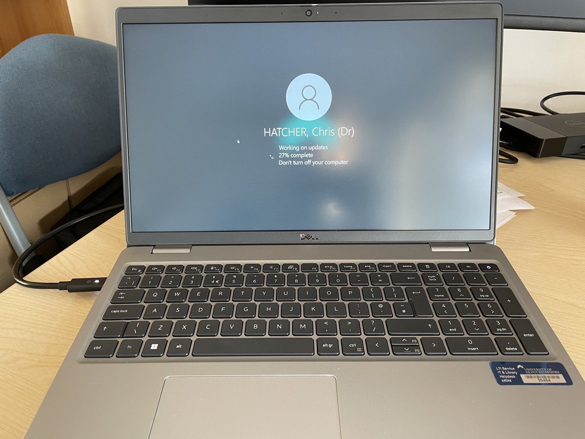 I love starting my working day like this 🤦🏻‍♂️