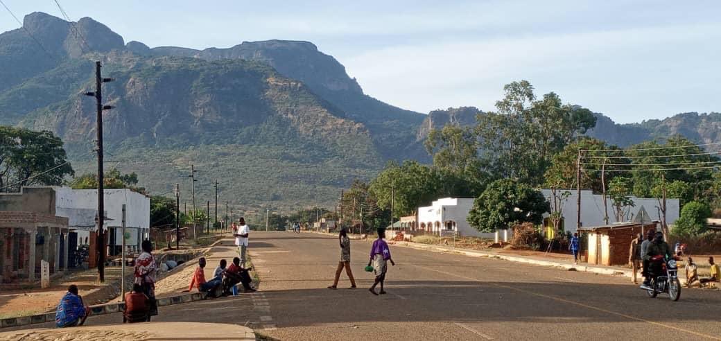 ugandamuseums's tweet photo. #museumtrivia Do you know the role museums play in protecting our natural resources?
#naturalhistory #materialsofearth #minerals #rocks #fossils#geology#paleontology https://t.co/ez5bPmDB2f