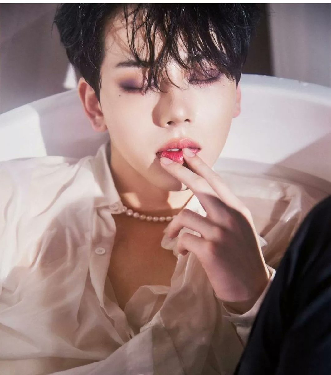 EverySAINTnie's tweet photo. Konsep Photo di Bathtub emng bikin Jantung ga akan ya🤭🤤😜🥰❤️
#Saint_sup
#Junghyun
#MingEr
#Beomin https://t.co/gqSWbBjbB2