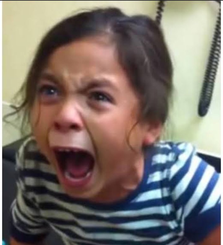 Me after restarting my phone, putting it on airplane mode and uninstalling whatsapp and then coming to Twitter 😭#whatsappdown