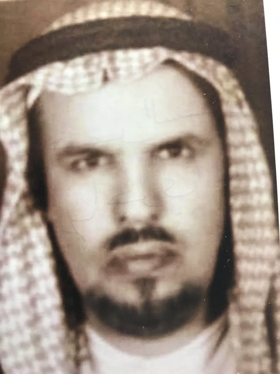 amdsmr1's tweet photo. هذا👇والدي رحمه الله (عبدالعزيز بن عبدالله السماري). ورحم الله الملك سعود، وجميع موتى المسلمين. https://t.co/7SA43SNblO