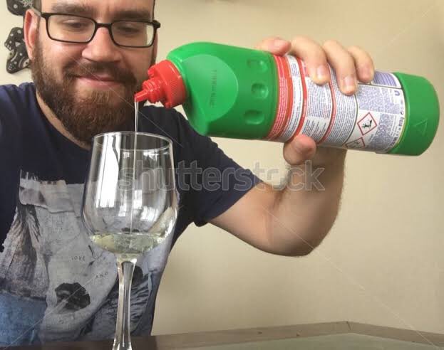 Twitter neden çökmüyor biliyor musunuz çünkü Twitterdakiler zaten çökük #WhatsApp