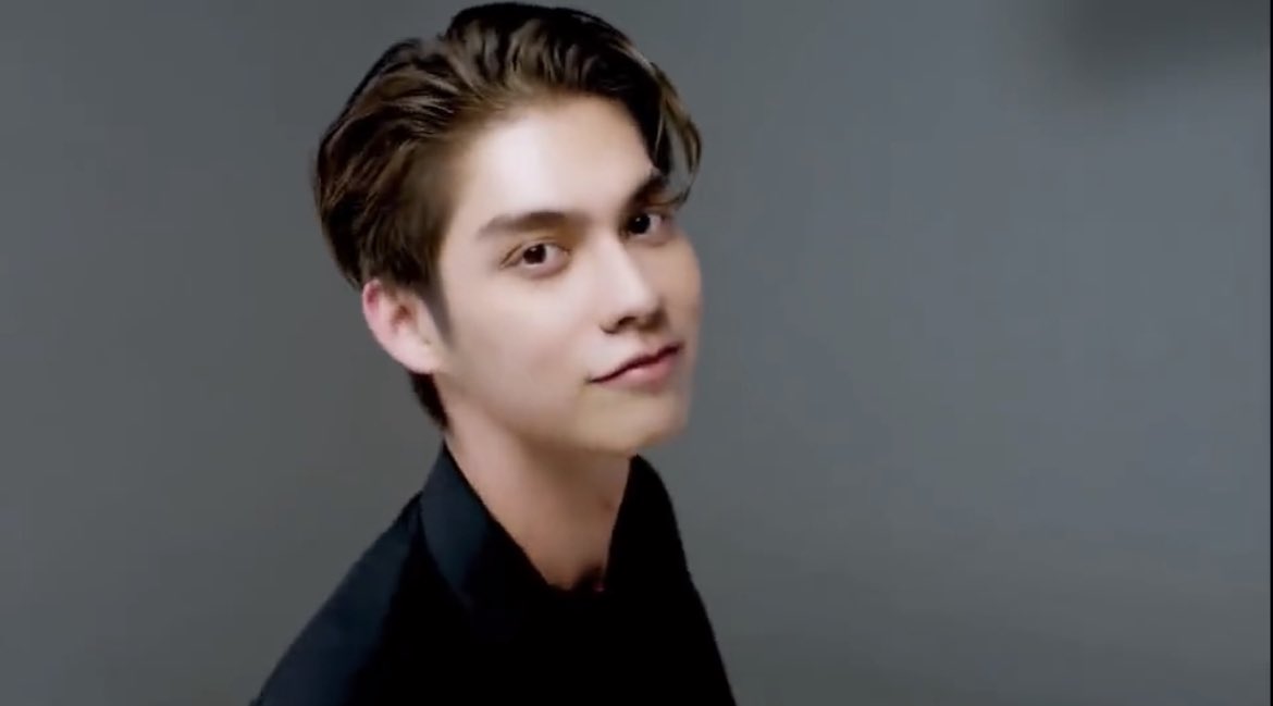 xxxkedvip's tweet photo. ยอมพับตามน้องไบร์ทซะดีๆค้าบบบ หล่อมากๆๆ💘💘💫✨🫶🏻
@bbrightvc
#bbrightvc
#ยอมพับซะดีๆ
#GalaxyZFlip4
#teamgalax https://t.co/1KFNiDMMVB