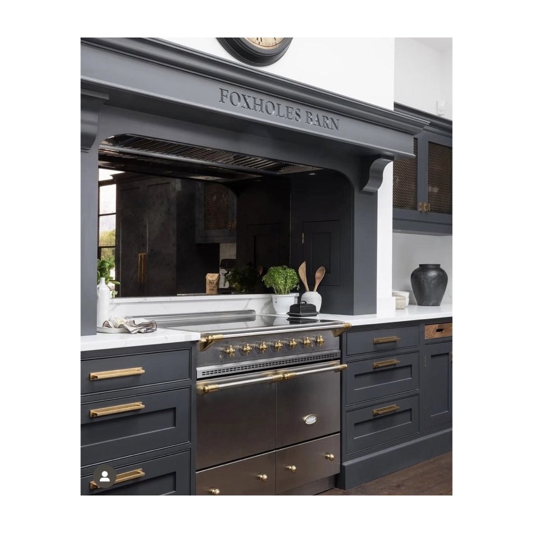 westinhoods's tweet photo. Westin Bloque built in hood ave @lacancheuk in a tiny section of an incredible @krantzdesigns kitchen
.
📸 Paul Craig https://t.co/56rT5Dzgxk