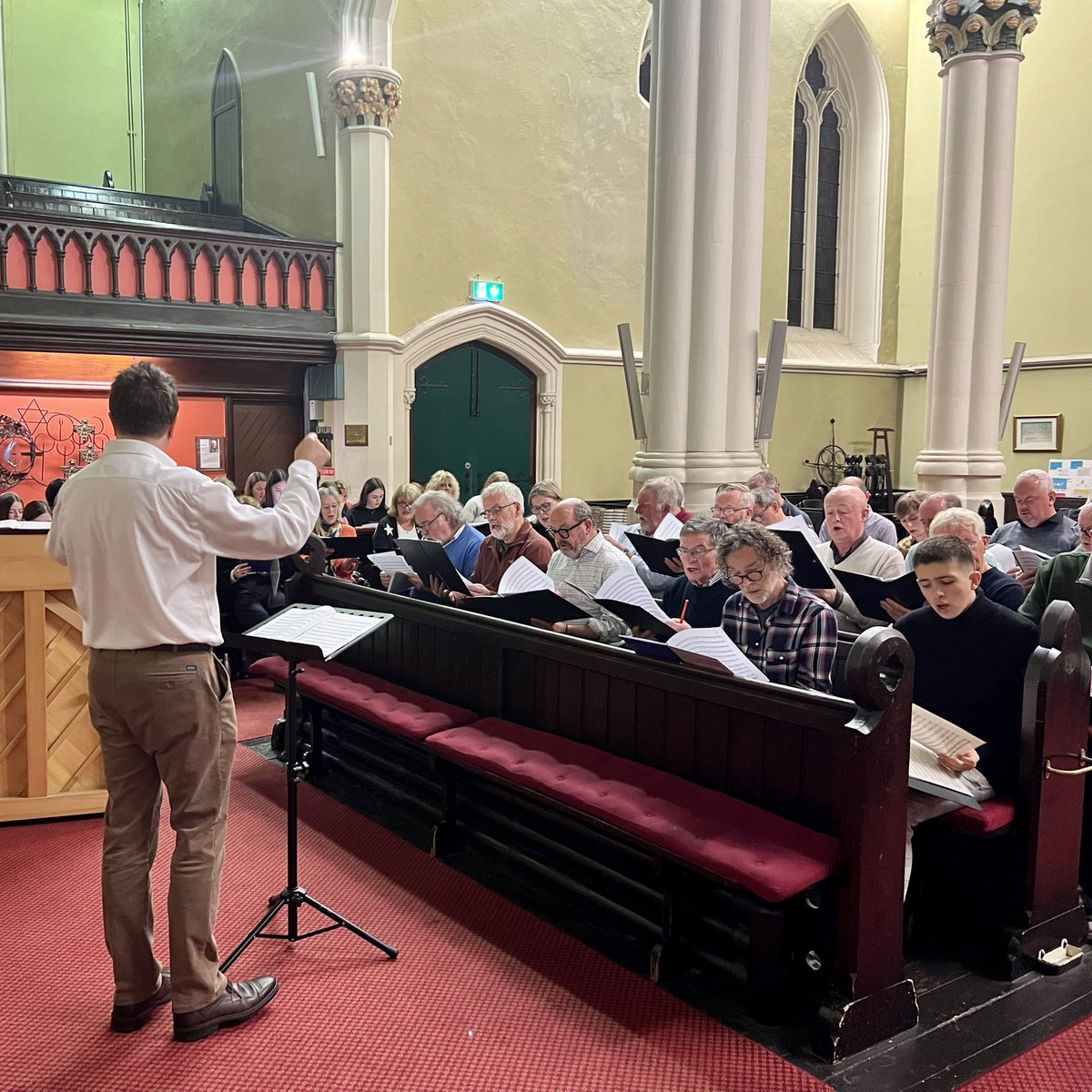 IrishNatOpera's tweet photo. Happy #WorldOperaDay everyone! 🥳🌎 We had lots of fun at our opera chorus workshop last night and are all set for our live stream this evening! 🎶☺️
Tune in for our #SingWilliamTell live event at 9pm tonight! #UnboxingOpera ❤️ @opwireland @Sing_Ireland https://t.co/Acw4POoEOs