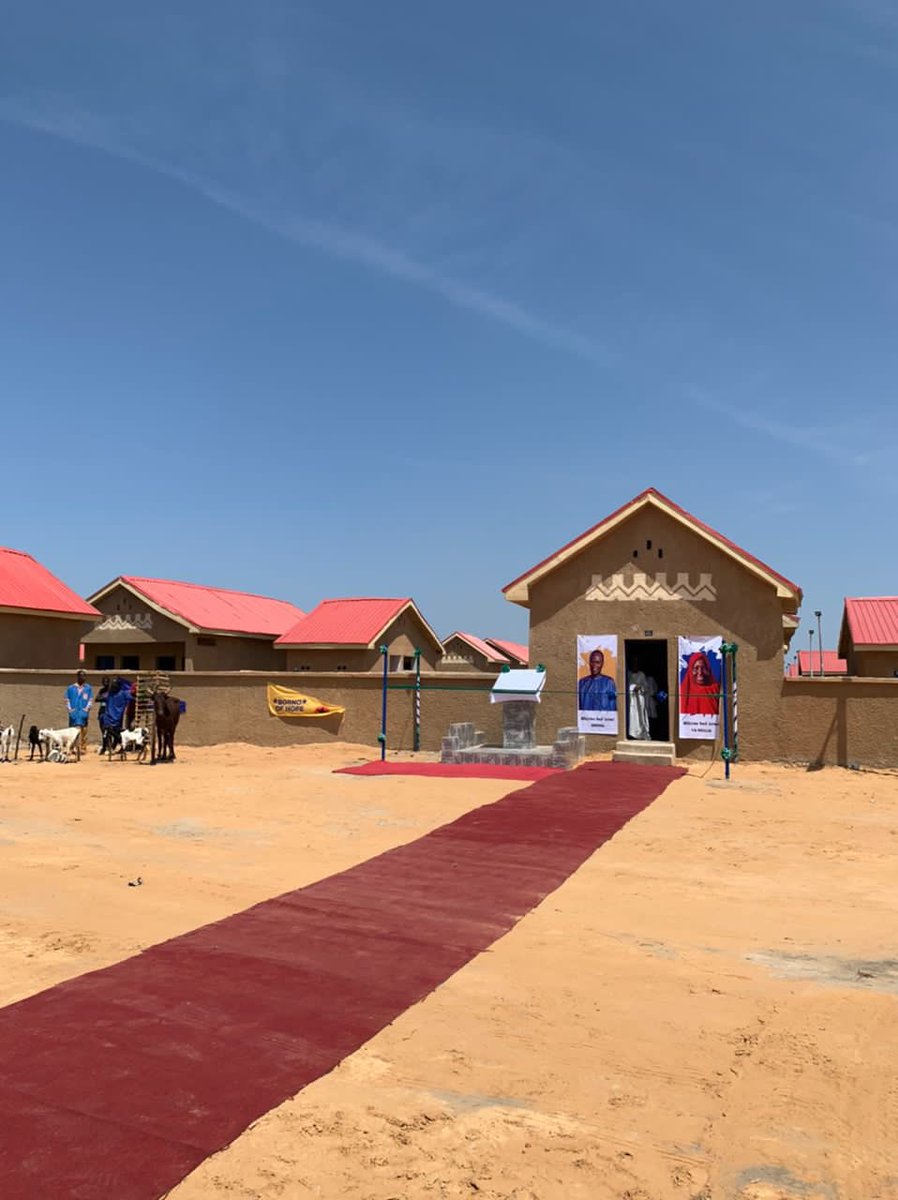 @AnnettGunther, together with @ProfZulum and @Mo_UNDP, attended the inauguration ceremony of #Ngarannam. Through the support of @UNDPNigeria, funded by @GERinNigeria (@AA_stabilisiert ) @UKinNigeria, @SwedeninNigeria, @EUinNigeria, @NLinNigeria the village has been rebuild.